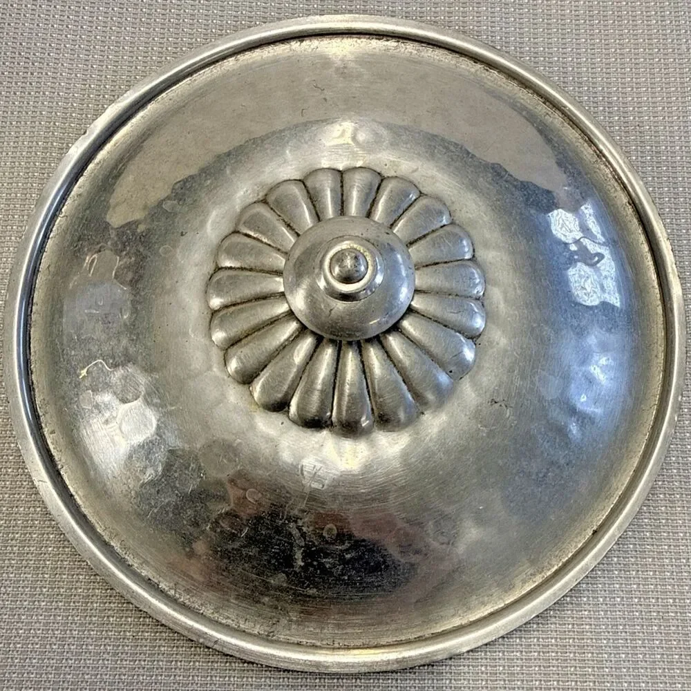 Vintage Hammered Aluminum Ice Bucket Ribbed Floral Trim Handle Art Nouveau MCM
